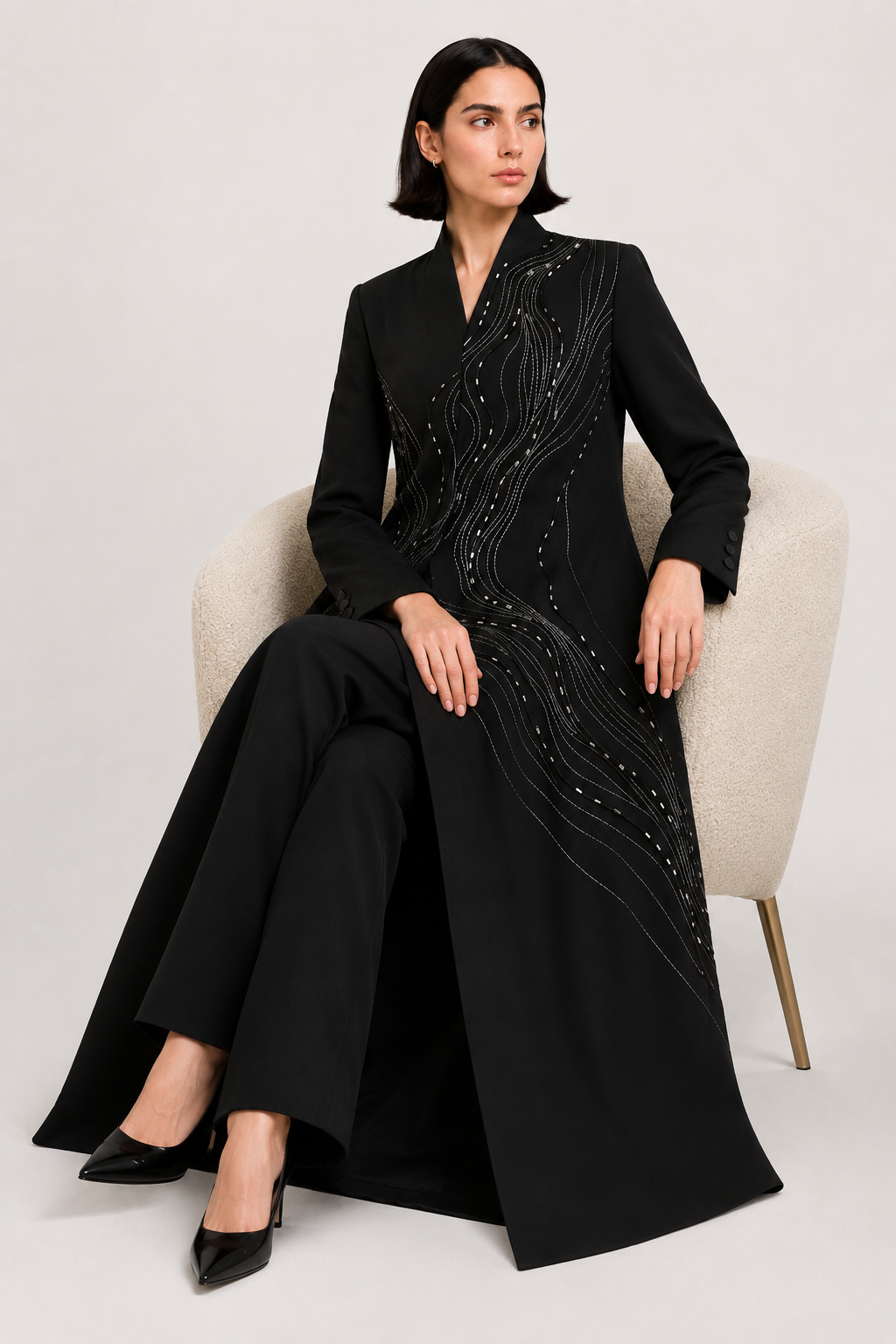 The Élan Wave Abaya — Black